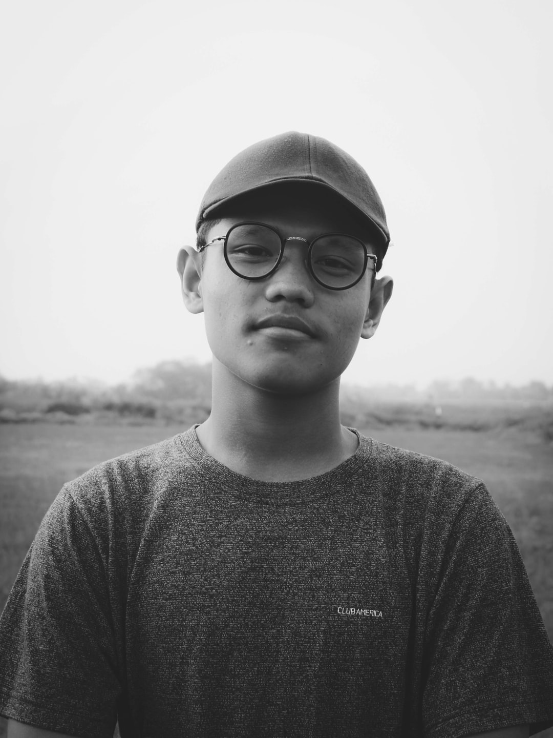 带雨字的男孩名字有寓意的，名人名字参考